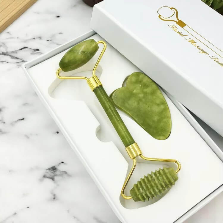 Auréva – Natural Facial Massage Kit (Jade Roller & Gua Sha)