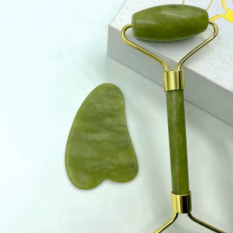 Auréva – Natural Facial Massage Kit (Jade Roller & Gua Sha)